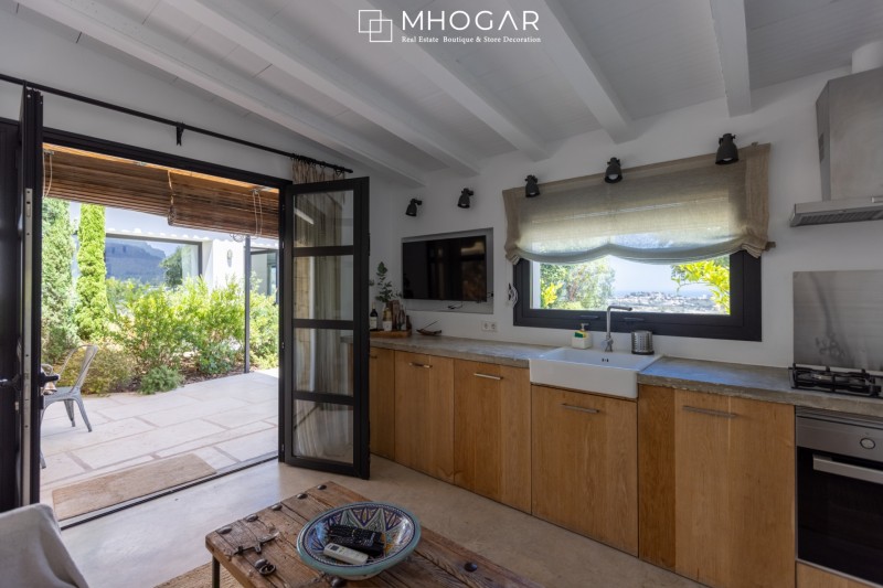  Exclusive Annual Rental - Timeless Design,  Mediterranean Views in La Costa Blanca!